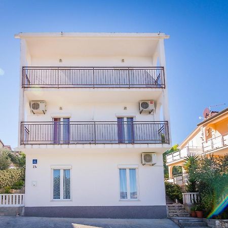 טרוגיר Cheap Apartment Tanja מראה חיצוני תמונה