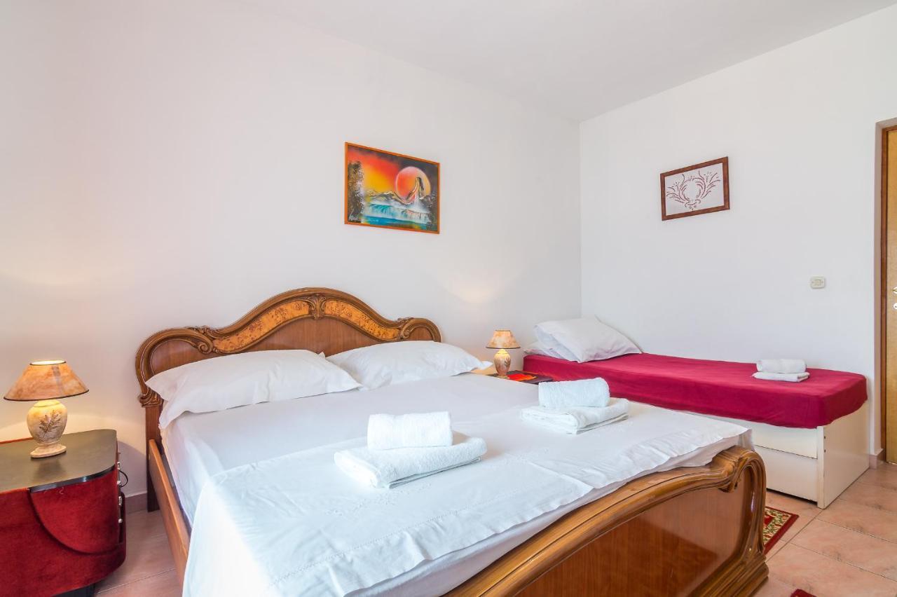 טרוגיר Cheap Apartment Tanja מראה חיצוני תמונה