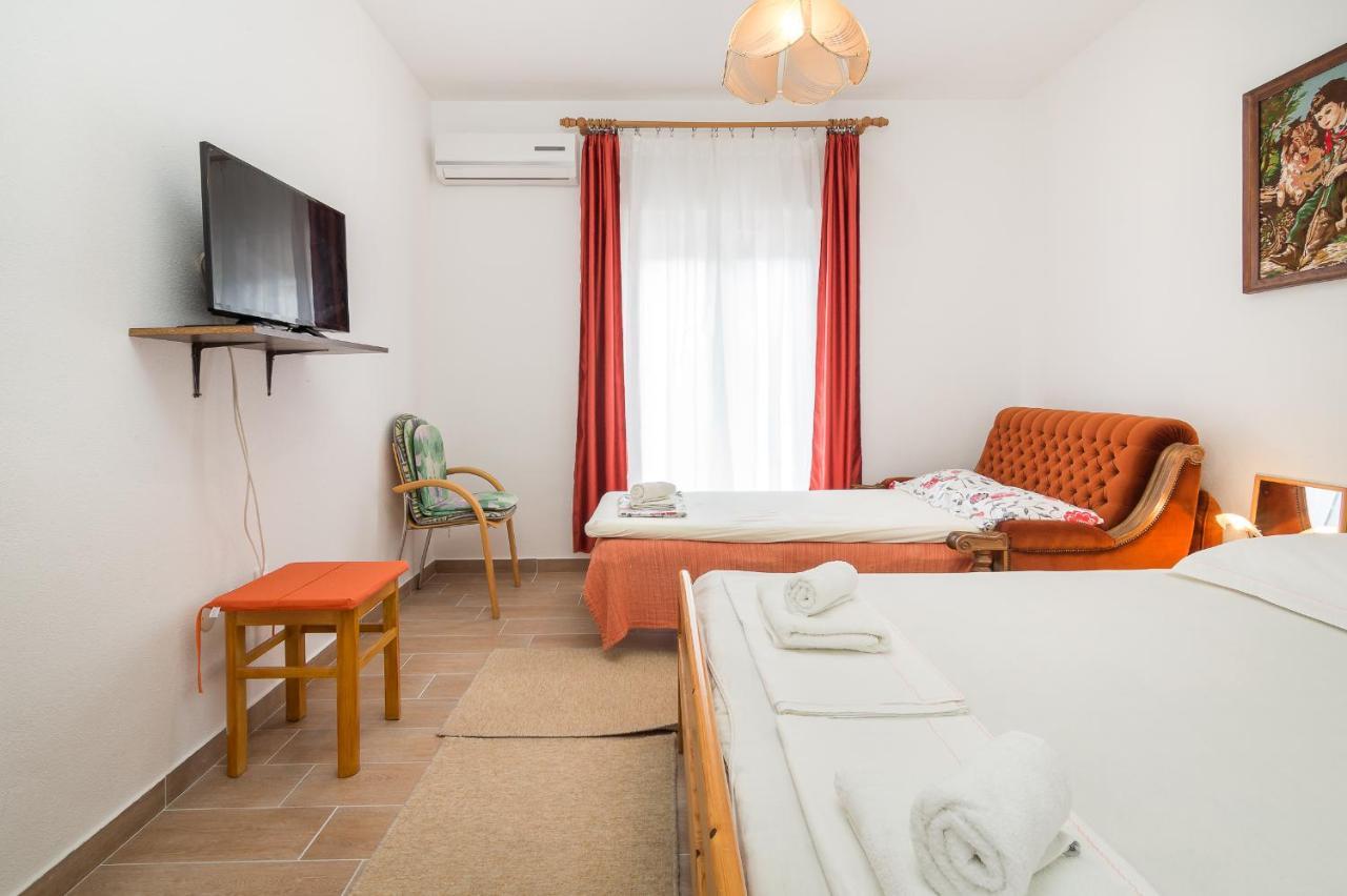 טרוגיר Cheap Apartment Tanja מראה חיצוני תמונה
